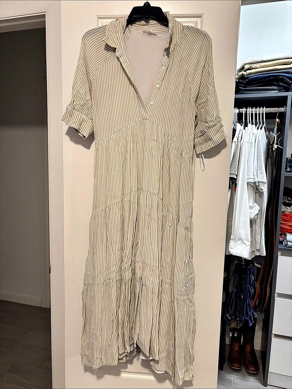 a loves a Striped Maxi Dress in Green & White Like New